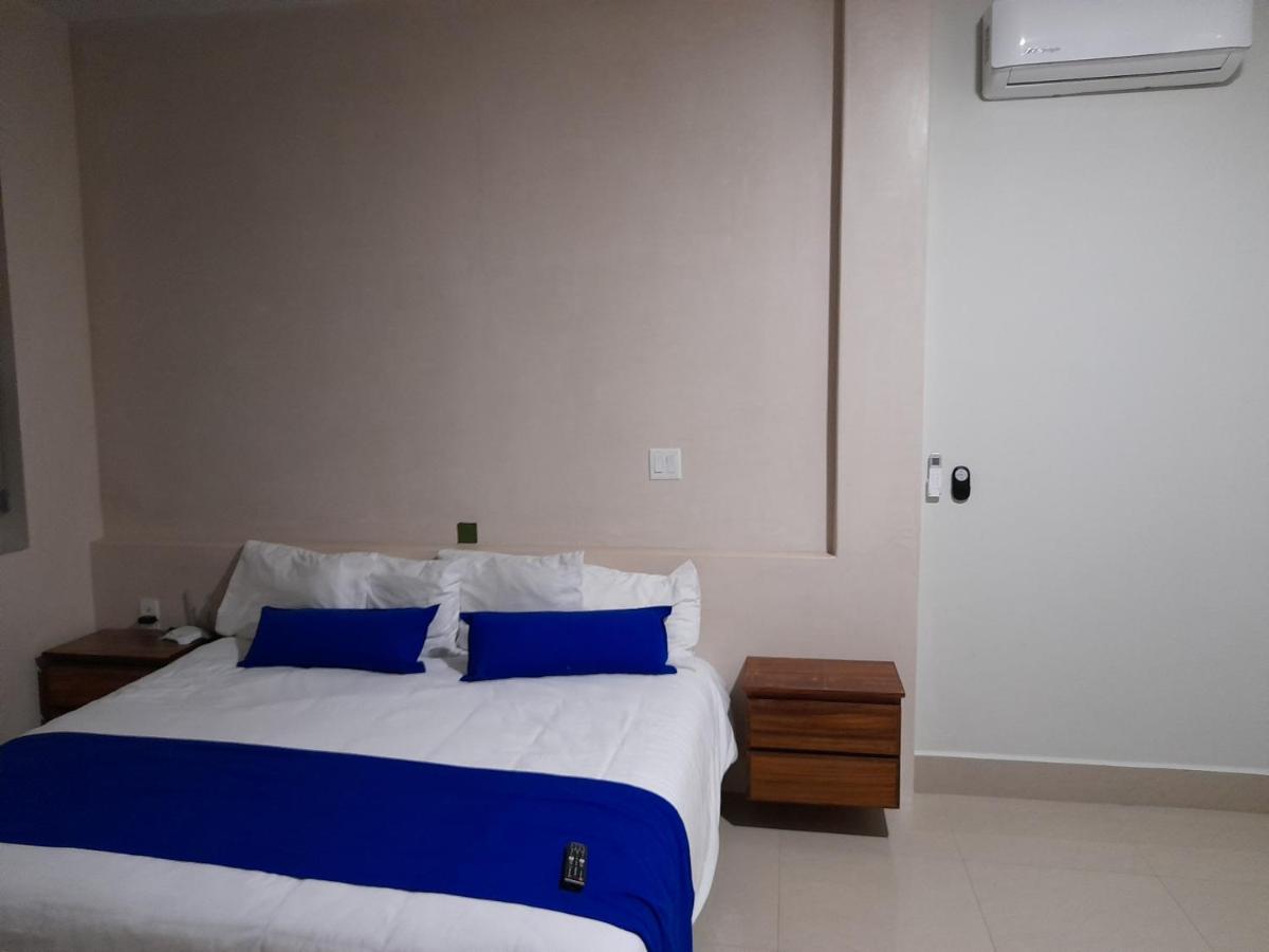 מנסניו Grand View Suites מראה חיצוני תמונה