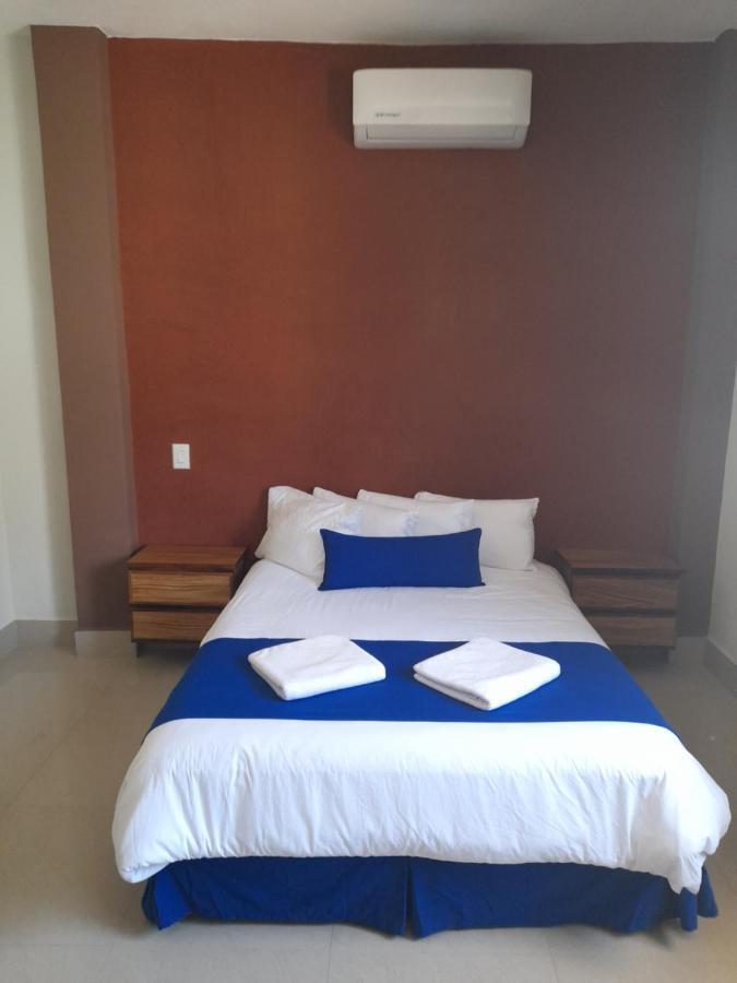 מנסניו Grand View Suites מראה חיצוני תמונה