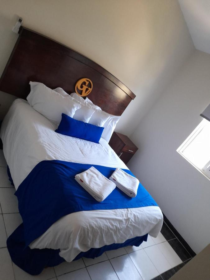 מנסניו Grand View Suites מראה חיצוני תמונה