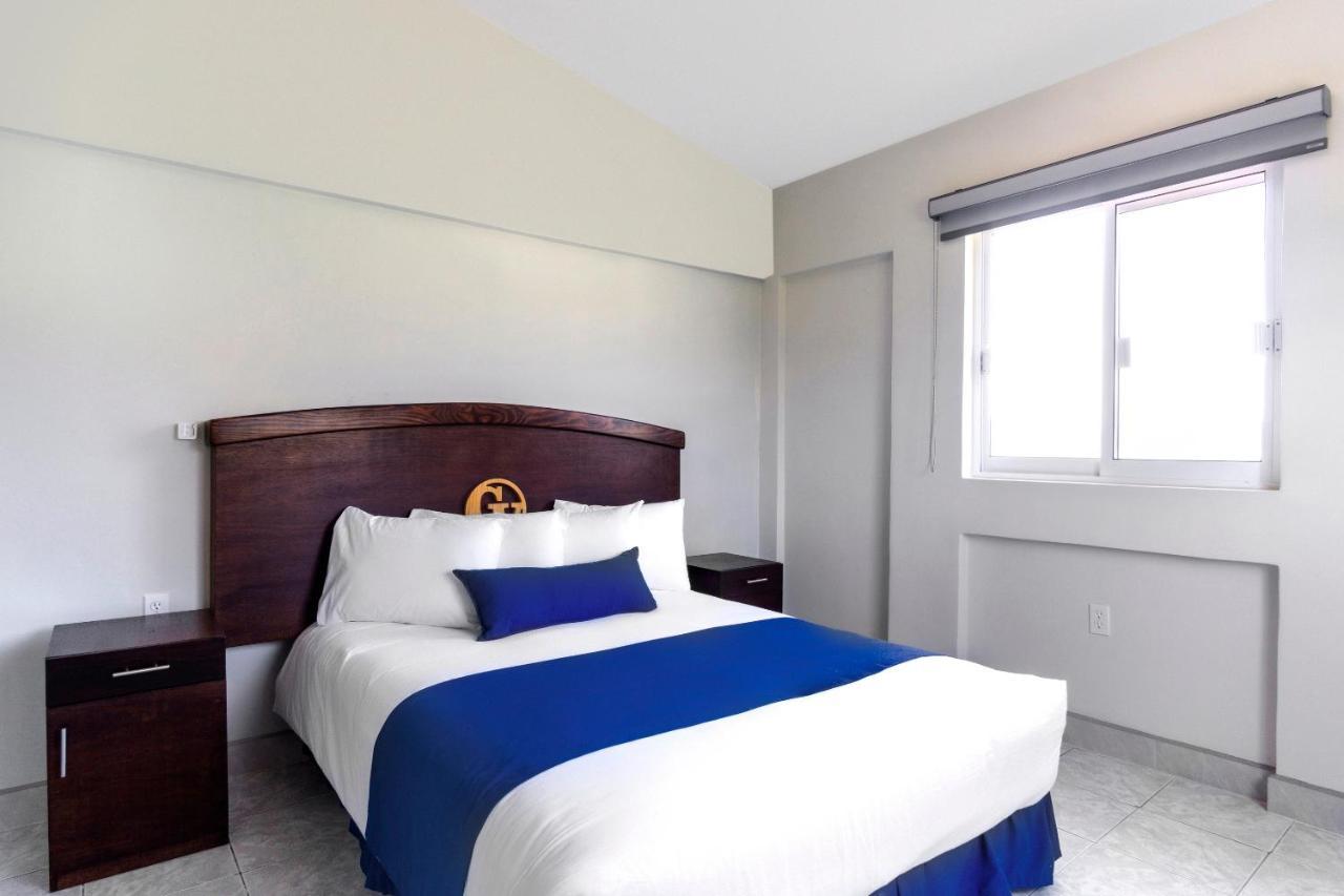 מנסניו Grand View Suites מראה חיצוני תמונה
