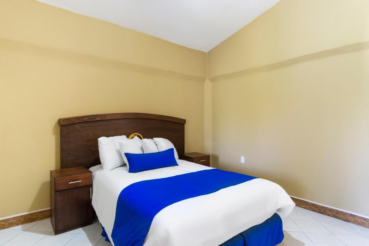 מנסניו Grand View Suites מראה חיצוני תמונה