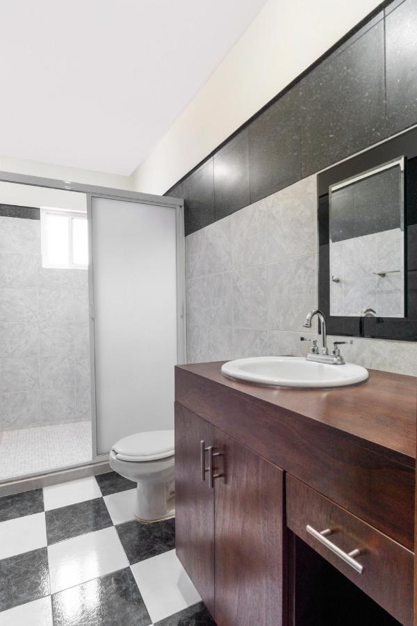 מנסניו Grand View Suites מראה חיצוני תמונה